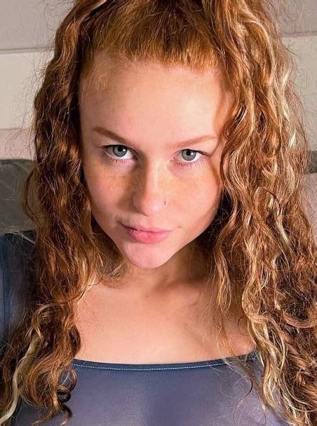 Babepedia Rising Stars (Page 3).